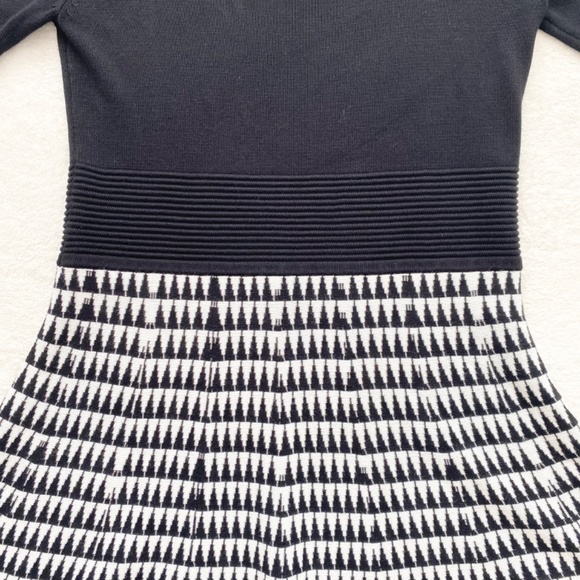 Xhilaration Combo Houndstooth-Skirt Sweater Dress SZ Large - Picture 4 of 10